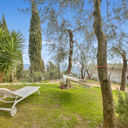 Relais Nanzello Garda Living 1 And 2 Villa Limone sul Garda Dış mekan fotoğraf
