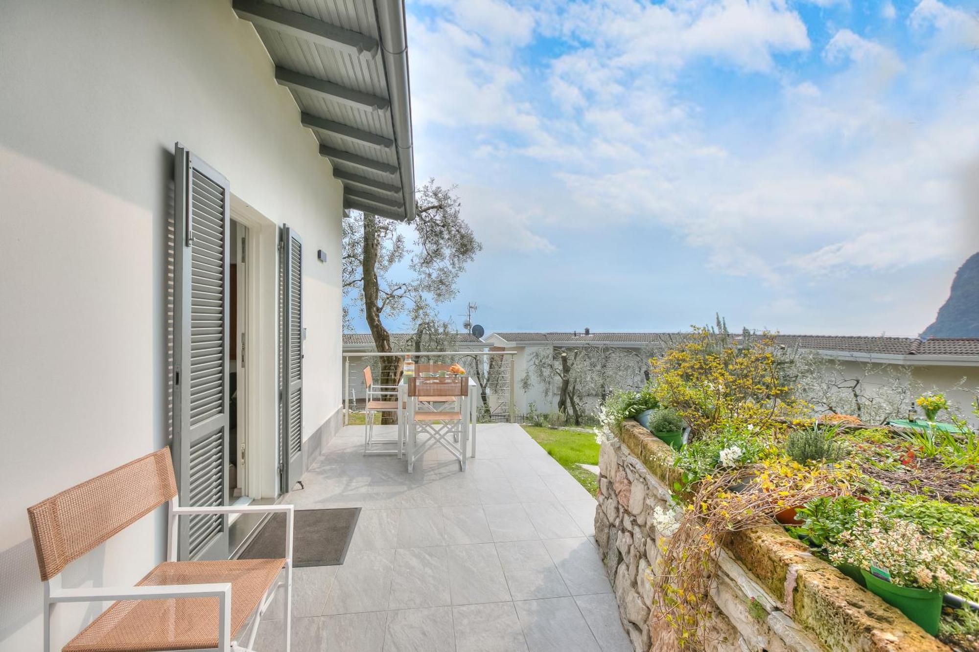 Relais Nanzello Garda Living 1 And 2 Villa Limone sul Garda Dış mekan fotoğraf